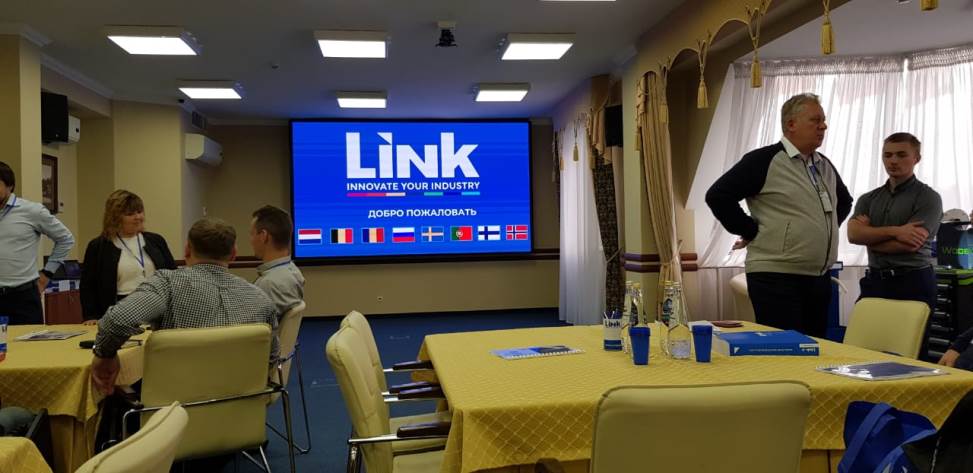 Выставка LINK IMG-20191001-WA0006.jpg